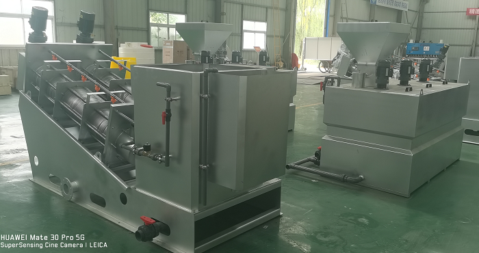 疊螺機(jī)、全自動(dòng)加藥裝置加工中